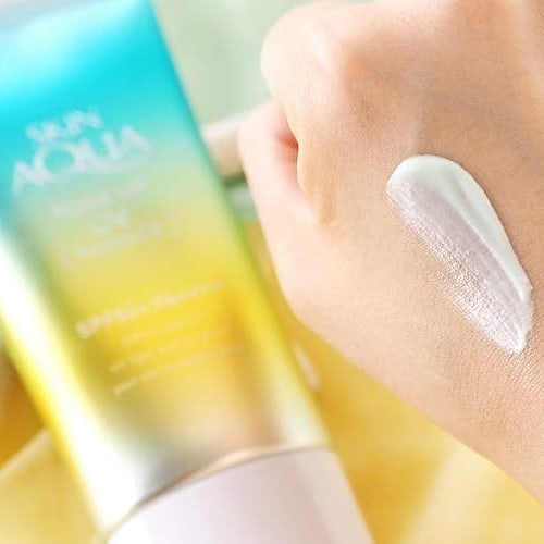 Kem Chống Nắng Sunplay Skin Aqua Tone Up UV Essence Mint Green Hiệu Chỉnh Tông Da 50g