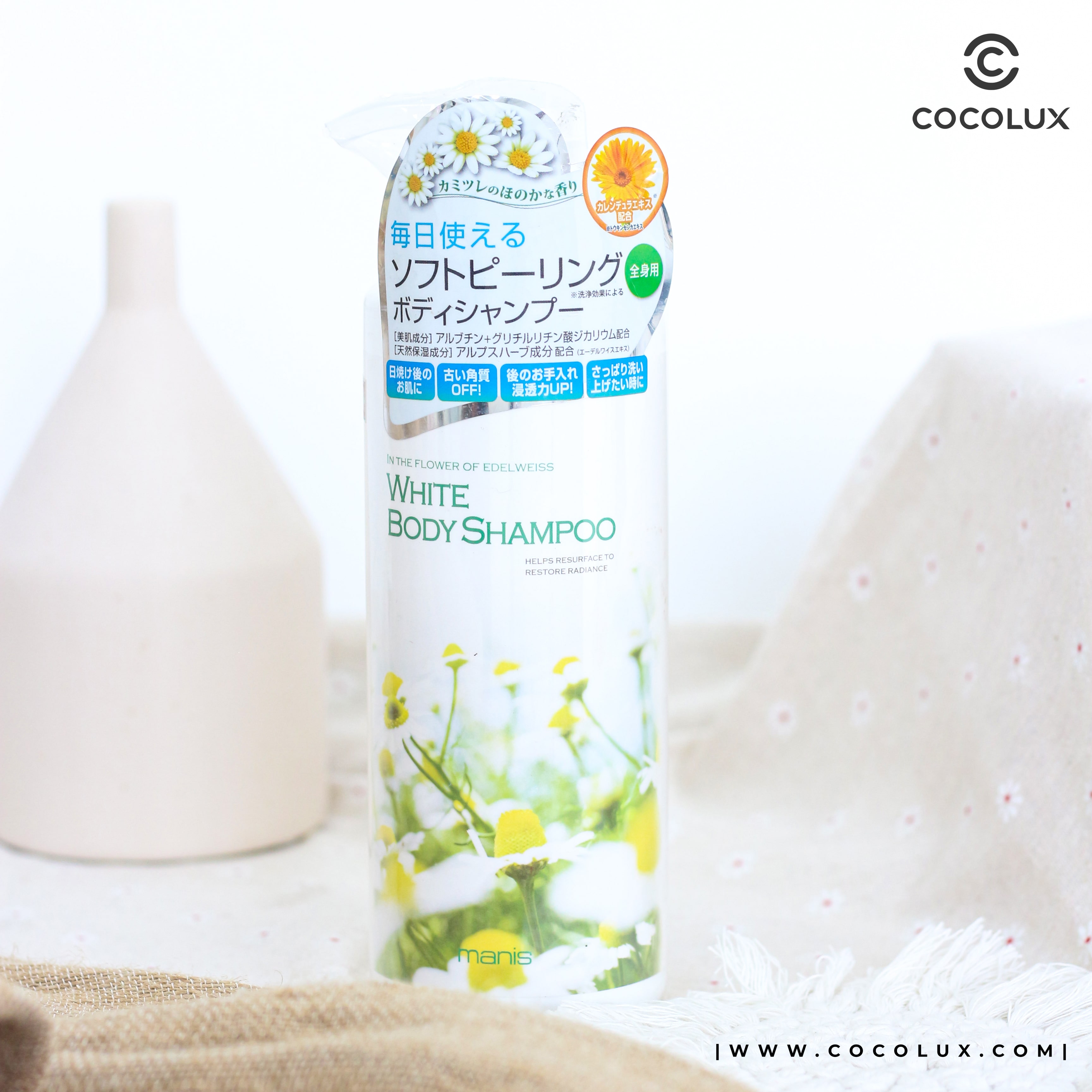 Sữa Tắm Manis White Body Shampoo Hoa Cúc Trắng Da 450ml