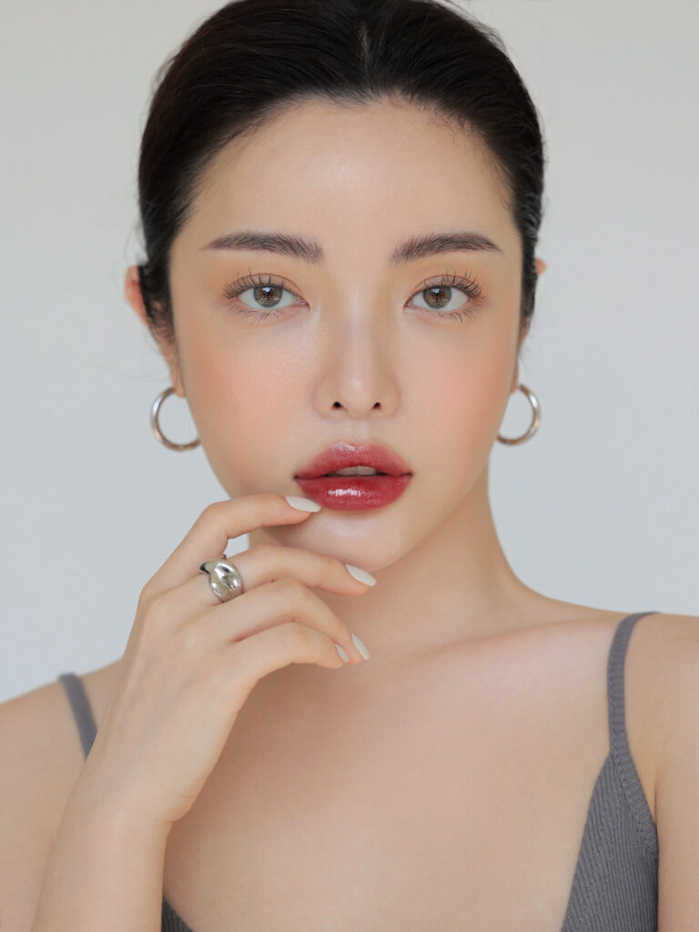 Son Dưỡng 3CE Glow Lip Color Smoky Red 3g