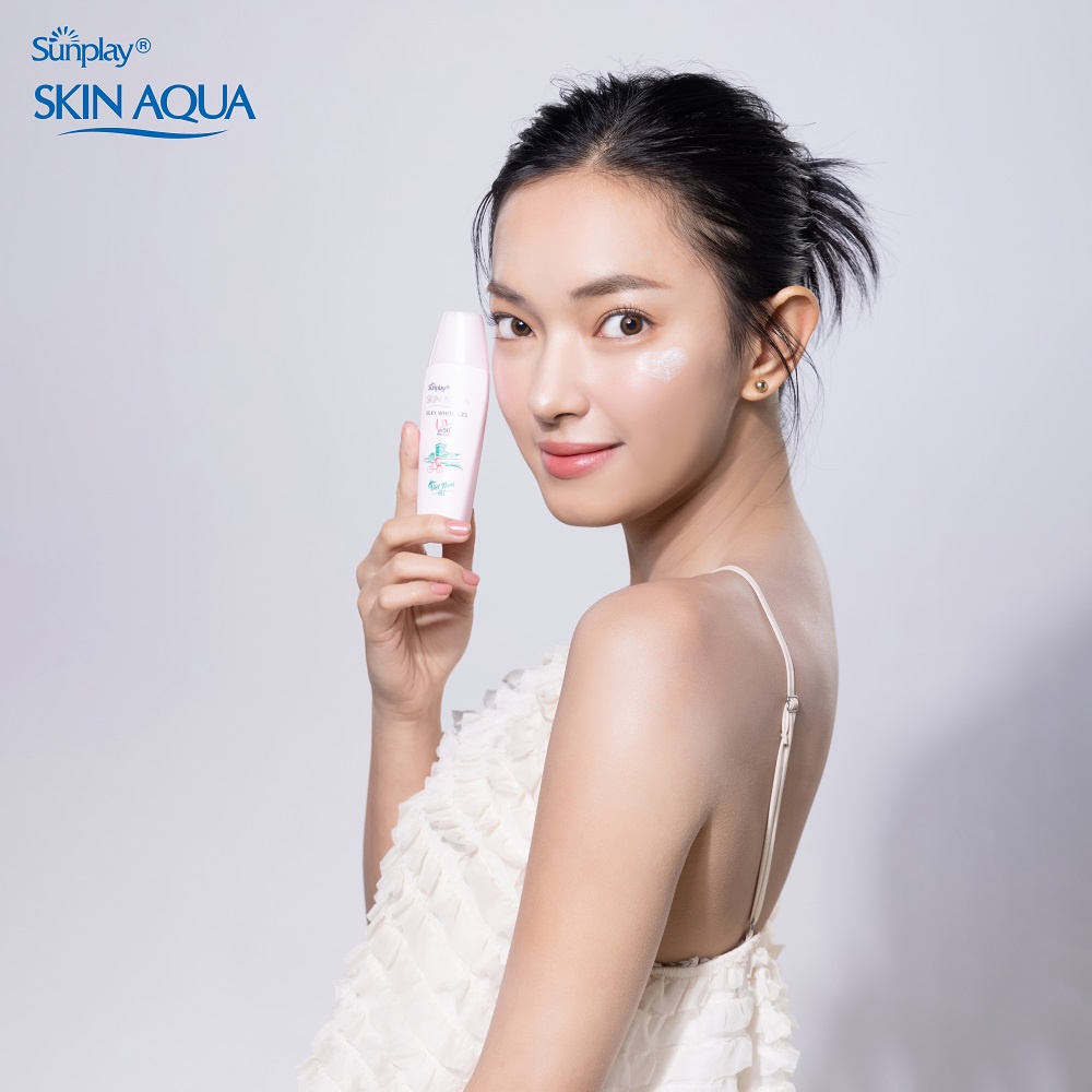 Gel Chống Nắng Sunplay Skin Aqua Silky White SPF50+ PA++++ 30g