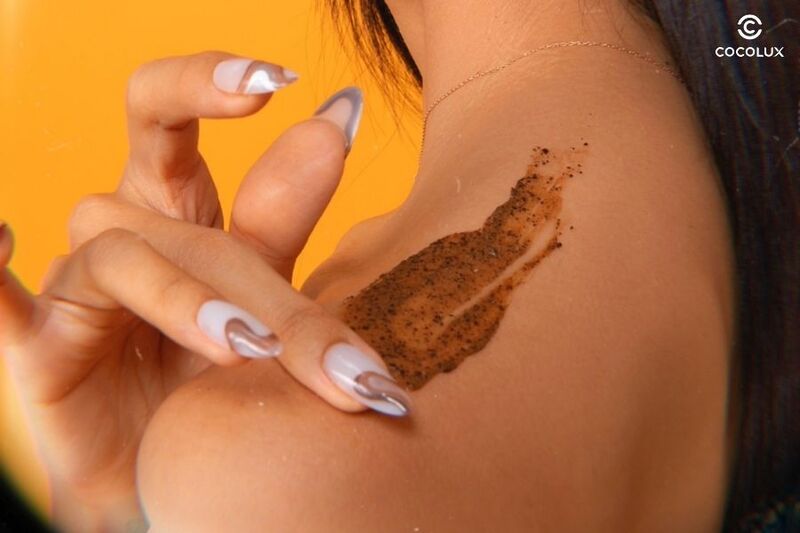Cách sử dụng tẩy tế bào chết cho body Cocoon Dak Lak Coffee Body Polish