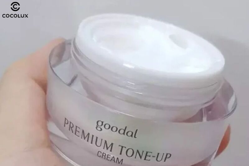 Kem dưỡng Goodal Premium Snail Tone Up Cream Ốc Sên Dưỡng Trắng 30ml