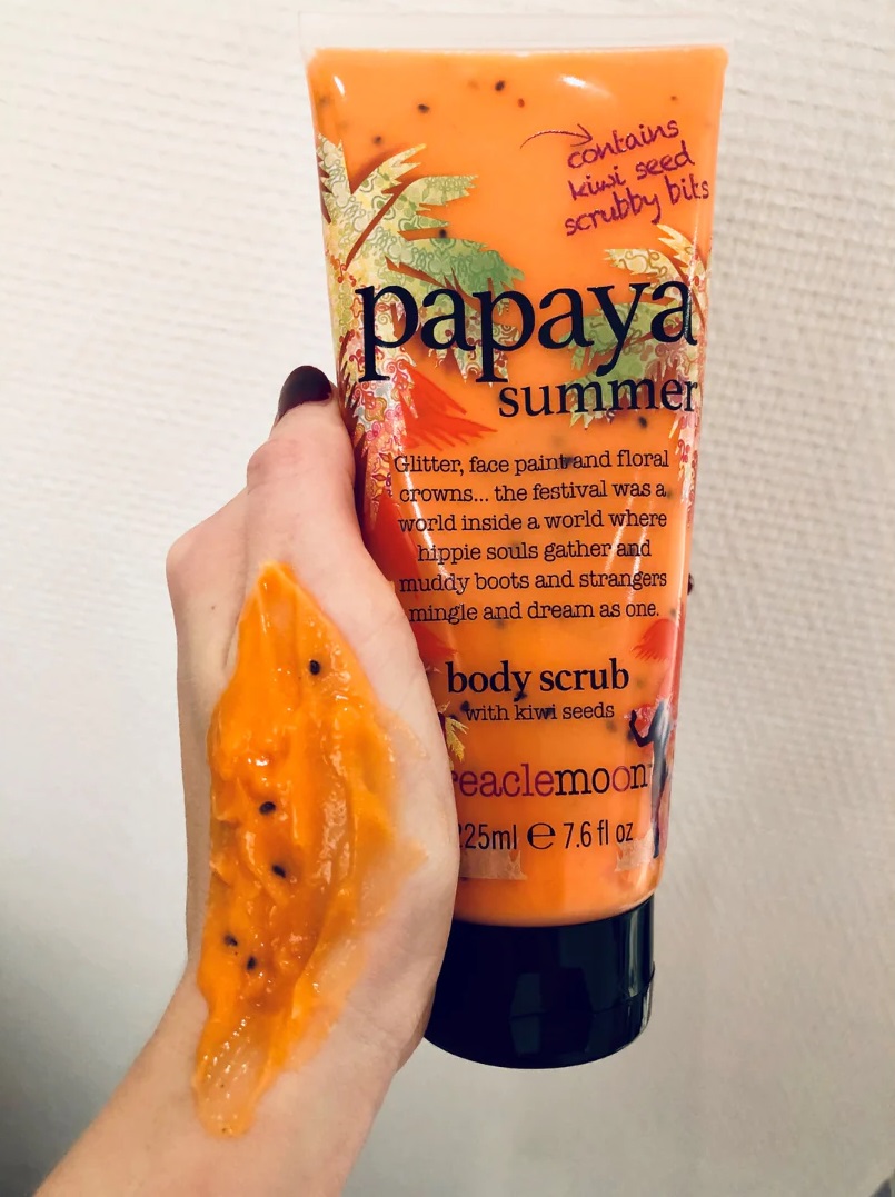 Tẩy Da Chết Toàn Thân Treaclemoon Body Scrub 225ml - Papaya Summer
