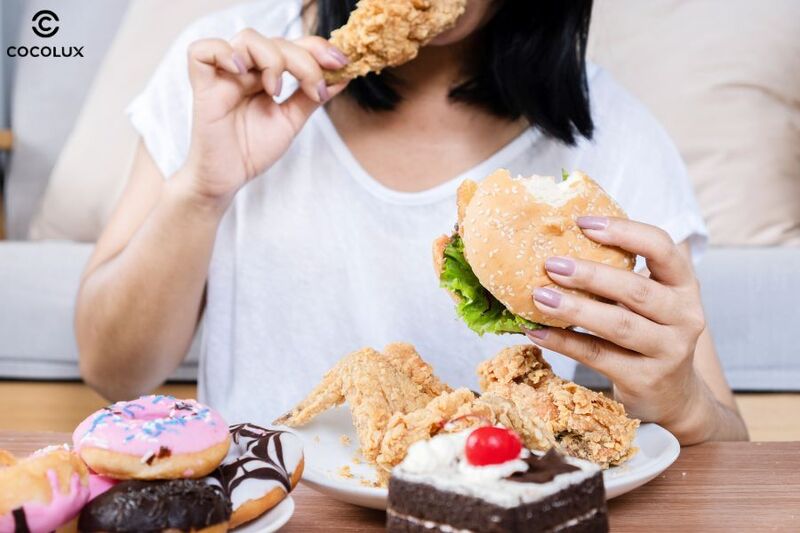 Thức ăn nhanh là một trong những nguyên nhân chính gây ra tình trạng béo phì, thừa cân