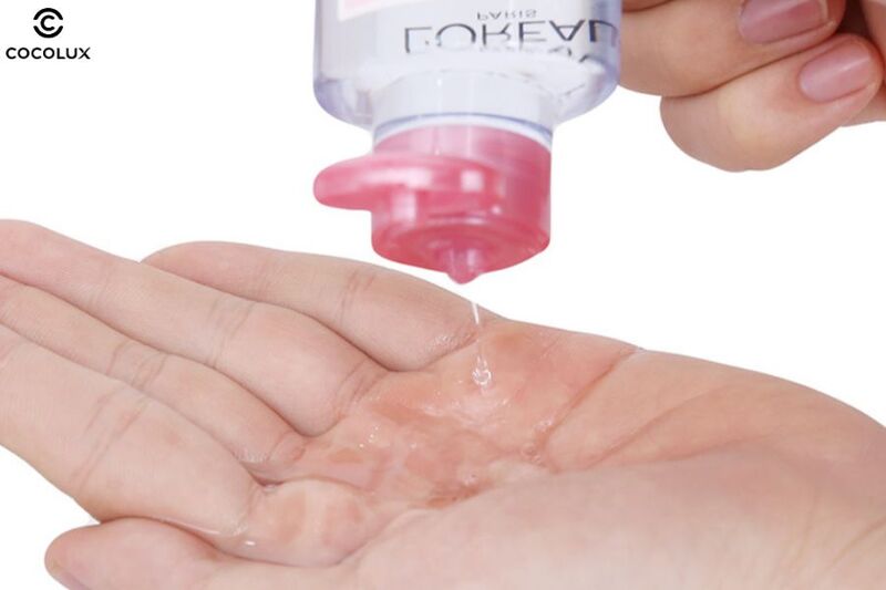 Kết cấu của nước tẩy trang Loreal Micellar Water dưỡng ẩm cho da thường khô 