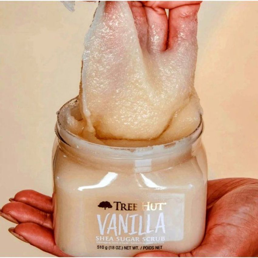 Tẩy Tế Bào Chết Body Tree Hut Shea Sugar Scrub Vanilla 510g