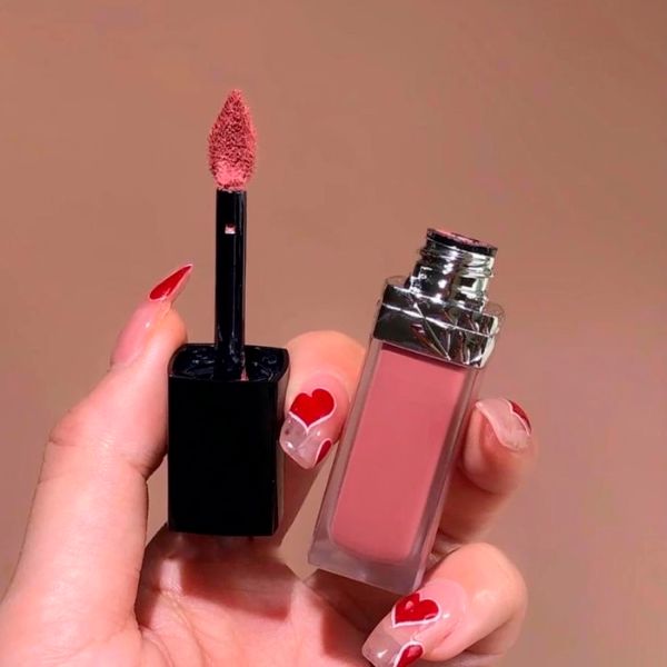 Son Kem Dior Rouge Dior Forever Liquid - 300 Forever Nude Style