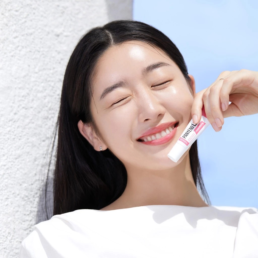 Son Dưỡng Mediheal Pantenolips Essence Berrypink 10m (Màu Hồng)