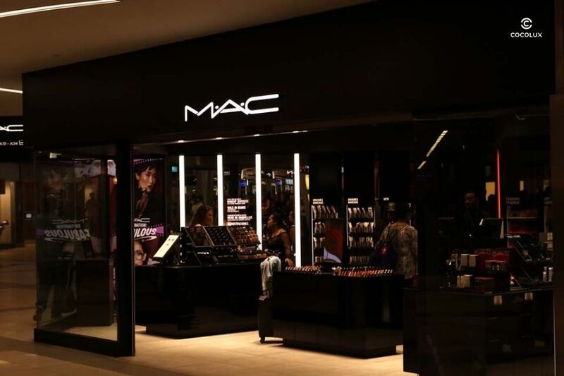 1 cửa hàng của MAC