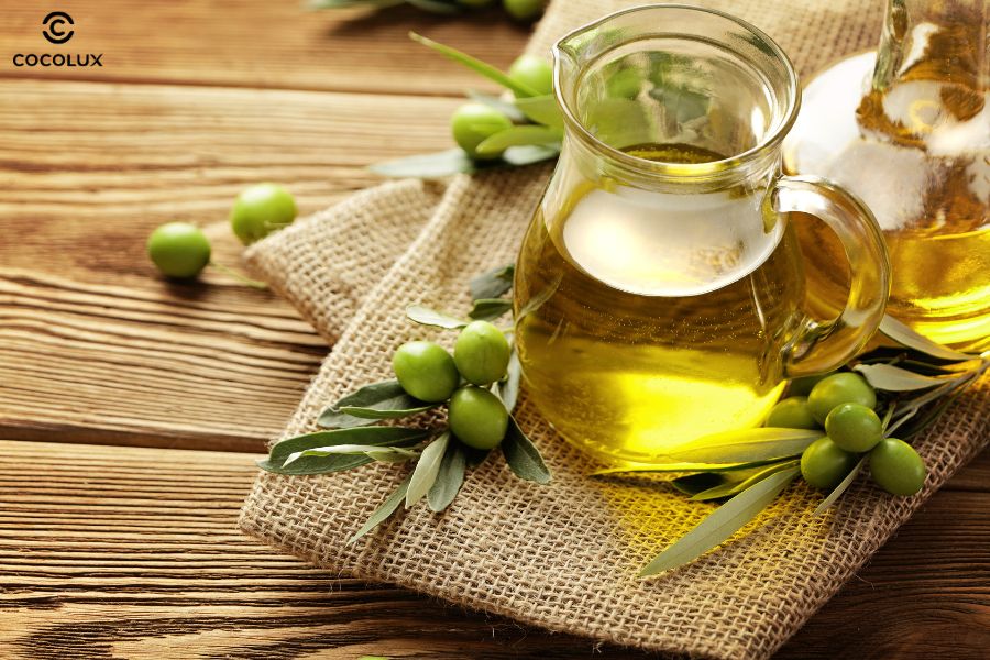 Cách tẩy thuốc nhuộm tóc dính trên da bằng dầu oliu