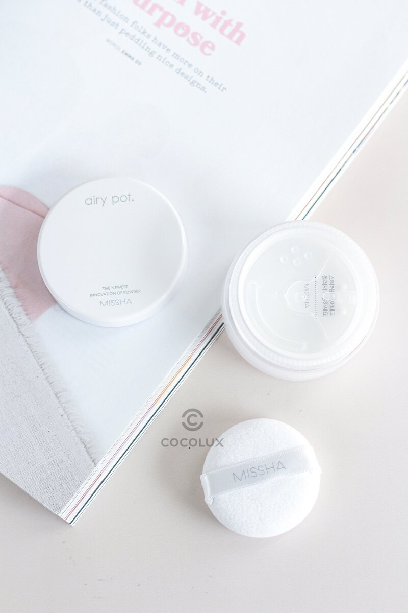 Phấn Phủ Missha Airy Pot Powder Dạng Bột Kiềm Dầu, Thoáng Khí 9g