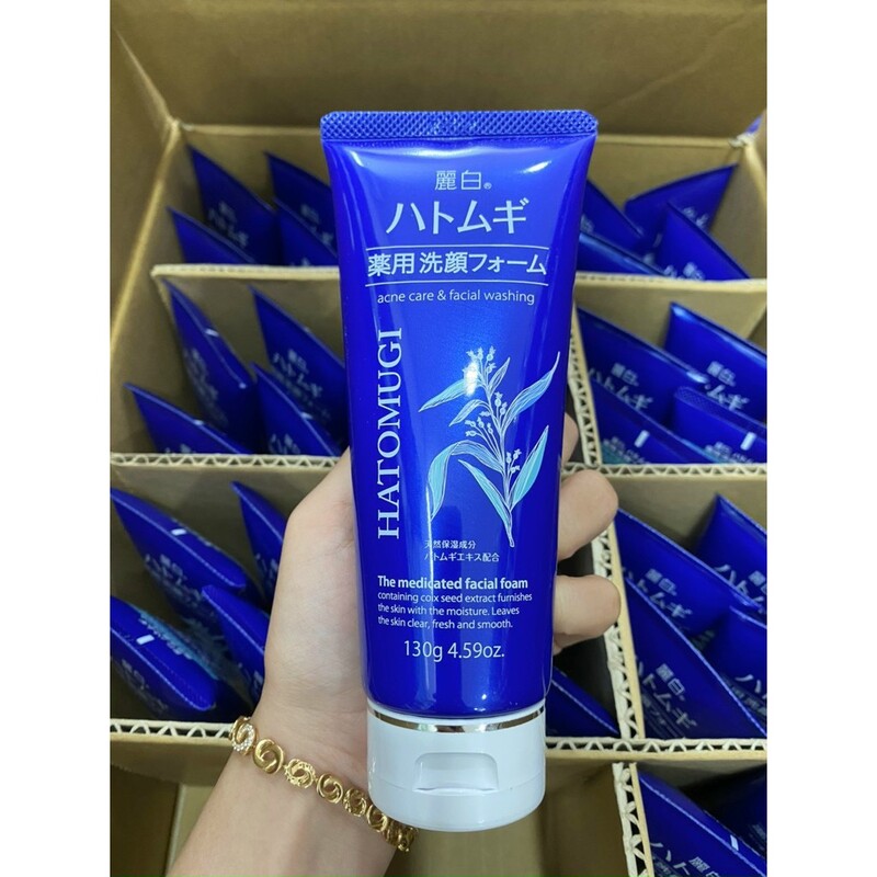 Sữa Rửa Mặt Hatomugi The Medicated Facial Foam Dưỡng Ẩm, Ngừa Mụn 130g