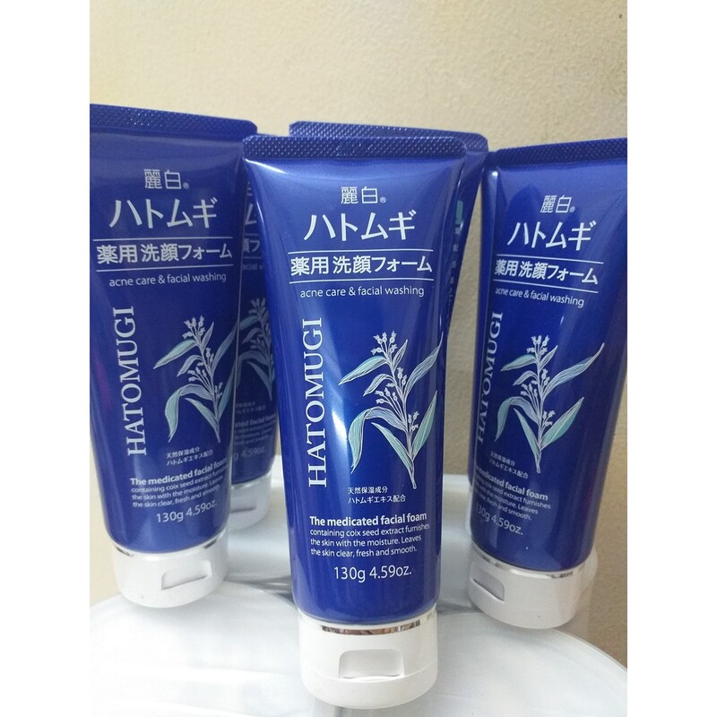 Sữa Rửa Mặt Hatomugi The Medicated Facial Foam Dưỡng Ẩm, Ngừa Mụn 130g