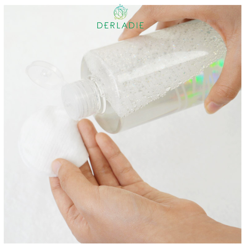 Nước Tẩy Trang Derladie Cây Phỉ Kháng Viêm 500ml