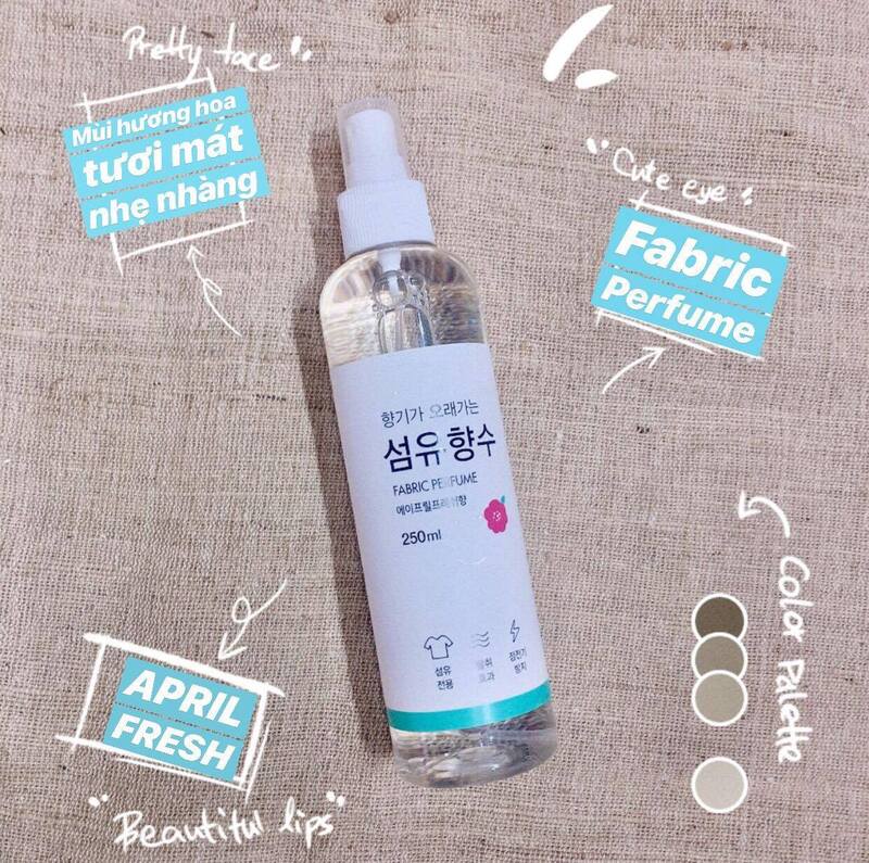 Xịt Thơm Fabric Perfume Cho Quần Áo Hương Hoa 250ml