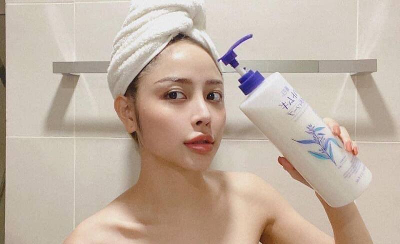 Sữa Tắm Hatomugi Dưỡng Ẩm Và Làm Sáng Da 800ml