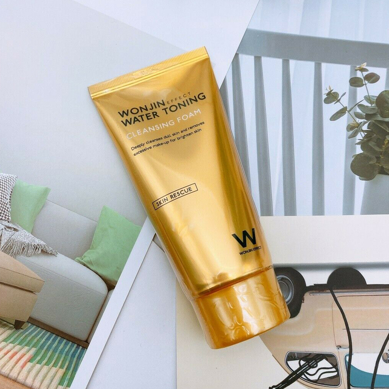 Sữa rửa mặt Wonjin Water Toning Cleansing Foam 80ml