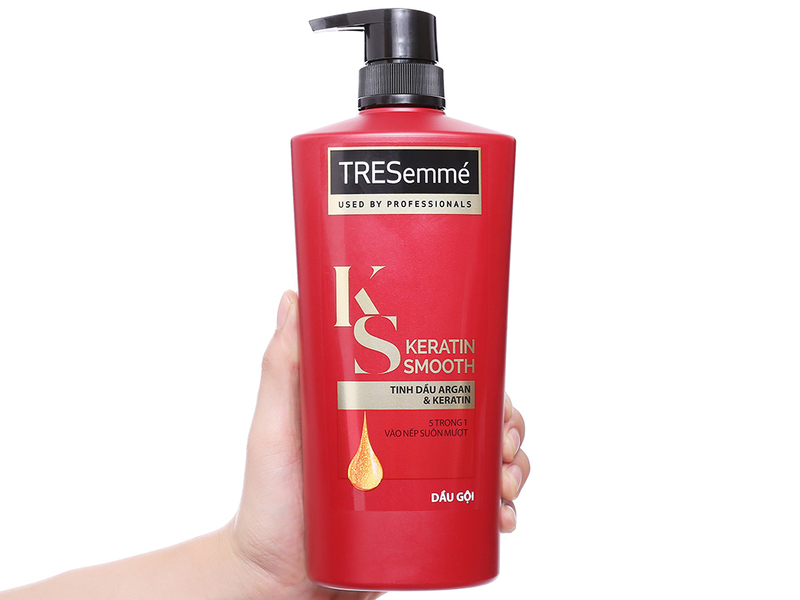 Dầu Gội TRESemmé Argan Keratin Vào Nếp Suôn Mượt 640g
