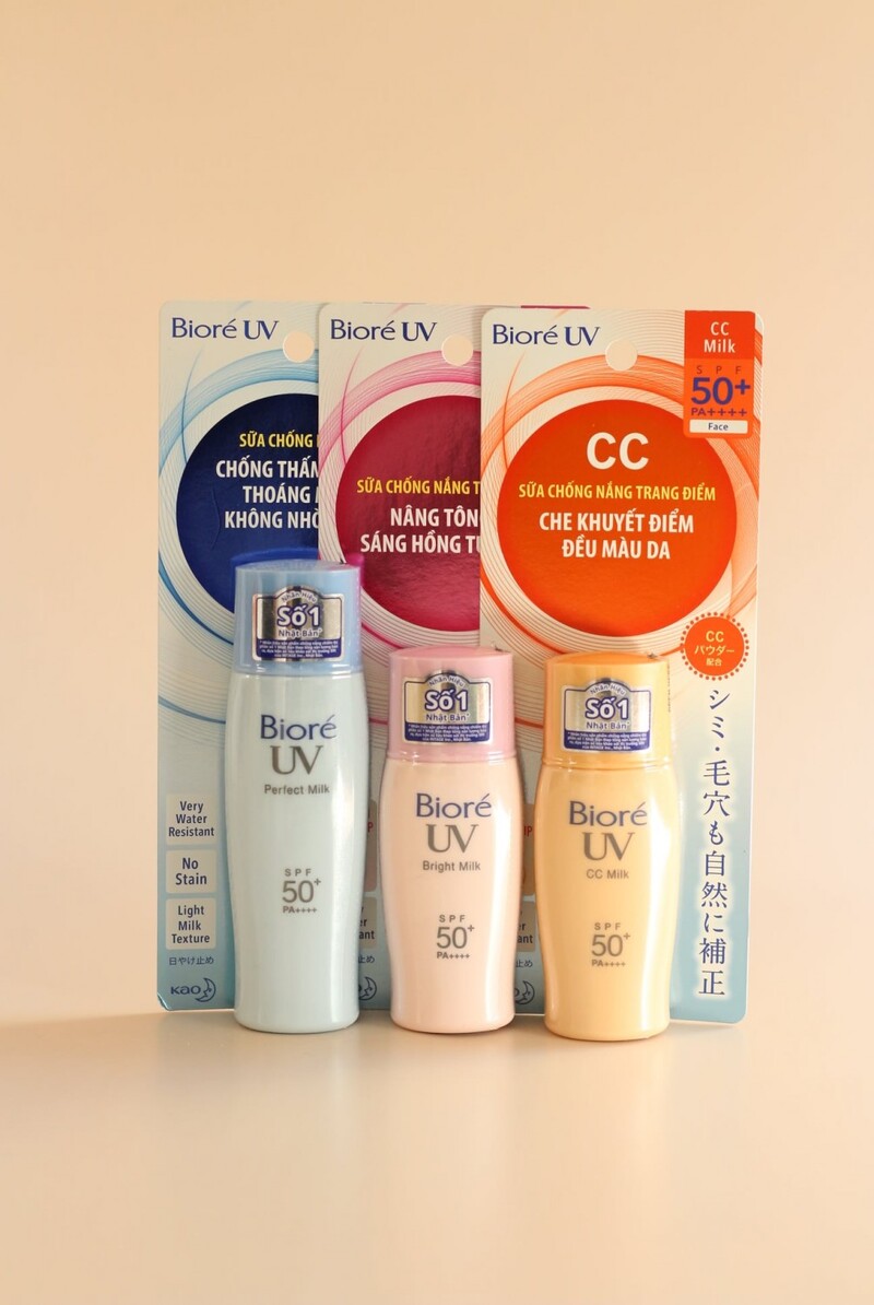 Sữa Chống Nắng Bioré Chống Thấm Nước SPF 50+/PA++++ 40ml