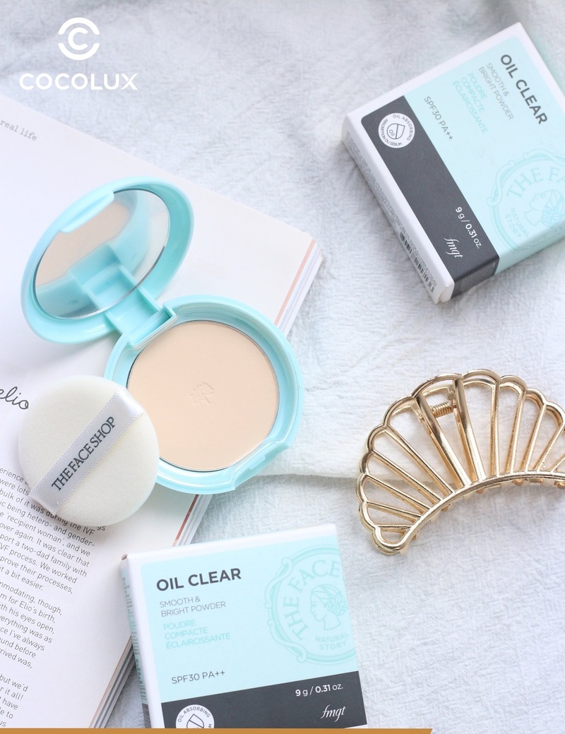 Phấn Phủ The Face Shop Oil Clear Smooth & Bright Pact Kiềm Dầu 9g - V201
