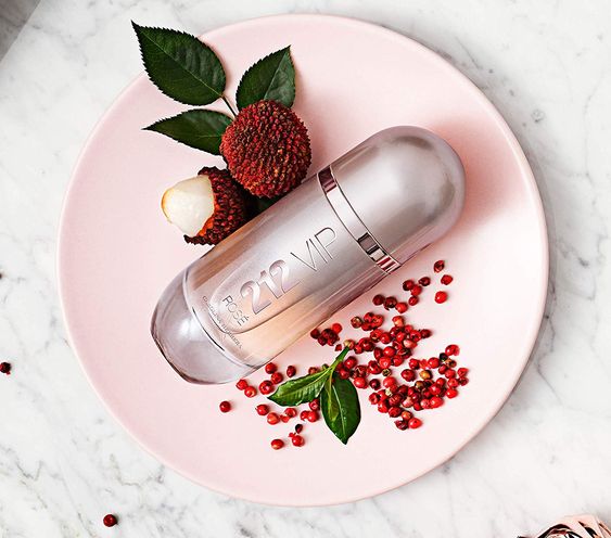 Nước Hoa Carolina Herrera 212 Vip Rose EDP 80ml