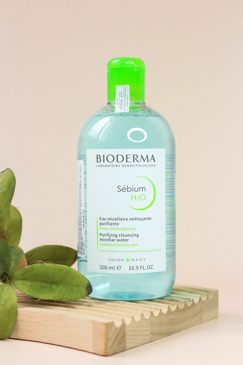 Nước Tẩy Trang Bioderma Xanh Cho Da Dầu/Da Hỗn Hợp 500ml