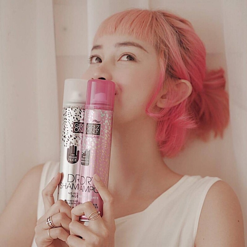 Dầu Gội Khô Girlz Only Dry Shampoo Party Nights Hương Hoa Quyến Rũ 200ml