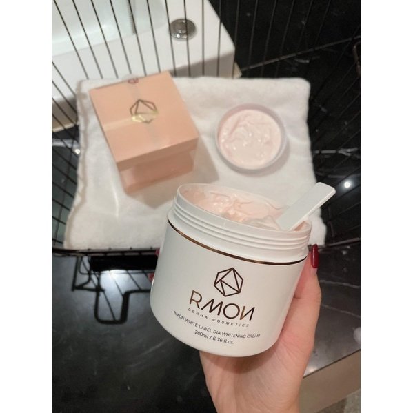 Kem Dưỡng Trắng Da Body Rmon White Label Dia Whitening Cream 200ml