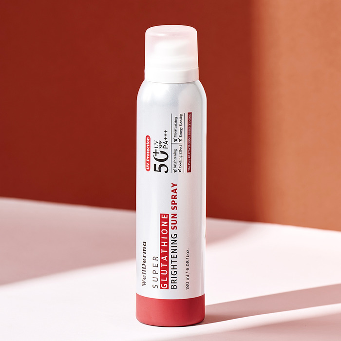 Xịt Chống Nắng Wellderma Super Glutathione Brightening Sun Spray UV Protection 50+ UV SPF PA+++ 180ml