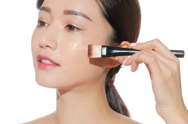 Kem Nền Silkygirl Skin Perfect Liquid Foundation SPF 30/PA+++ 02 Natural Màu Tự Nhiên 25ml