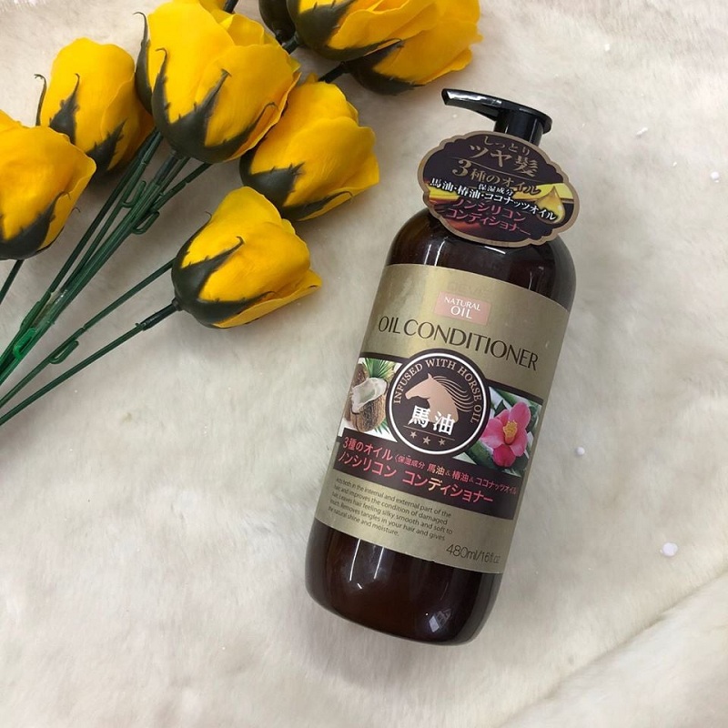 Dầu Xả Kumano Deve Natural Oil Conditioner Chiết Xuất Dầu Ngựa, Dầu Dừa, Dầu Hoa Trà 480ml
