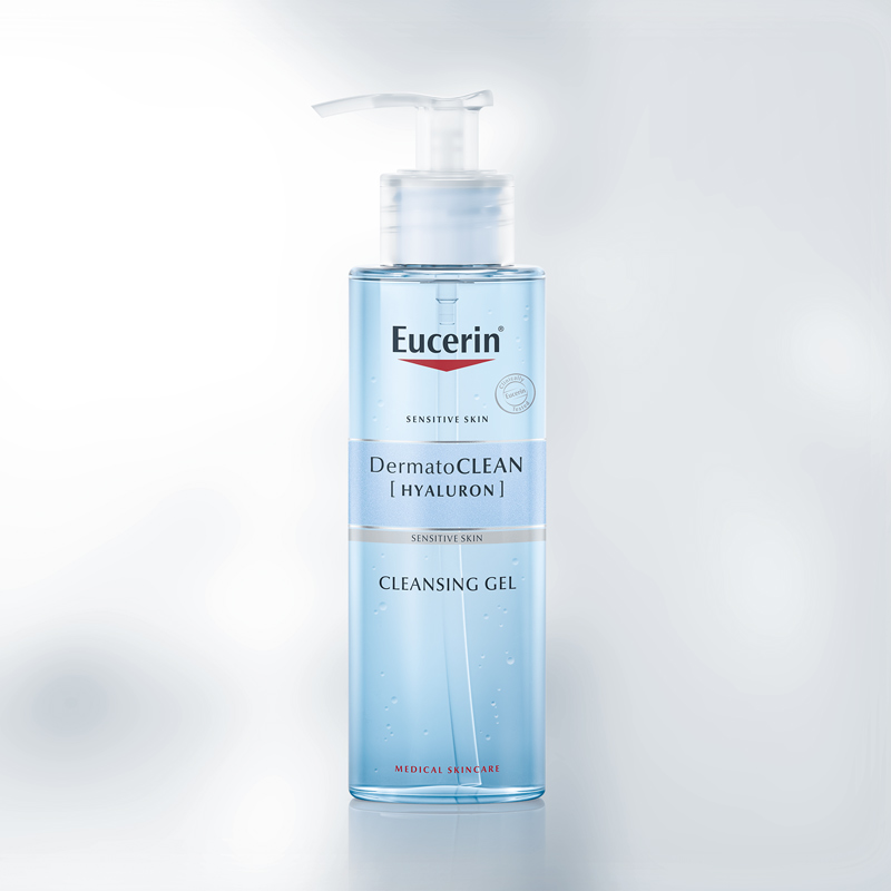 Gel Rửa Mặt Eucerin DermatoCLEAN Hyaluron Cleansing Gel Làm Sạch Dịu Nhẹ Cho Da Nhạy Cảm 200ml