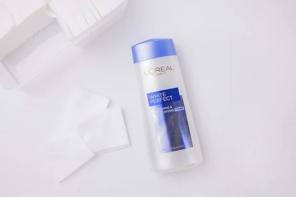 Nước hoa hồng sáng da L'Oreal  200ml