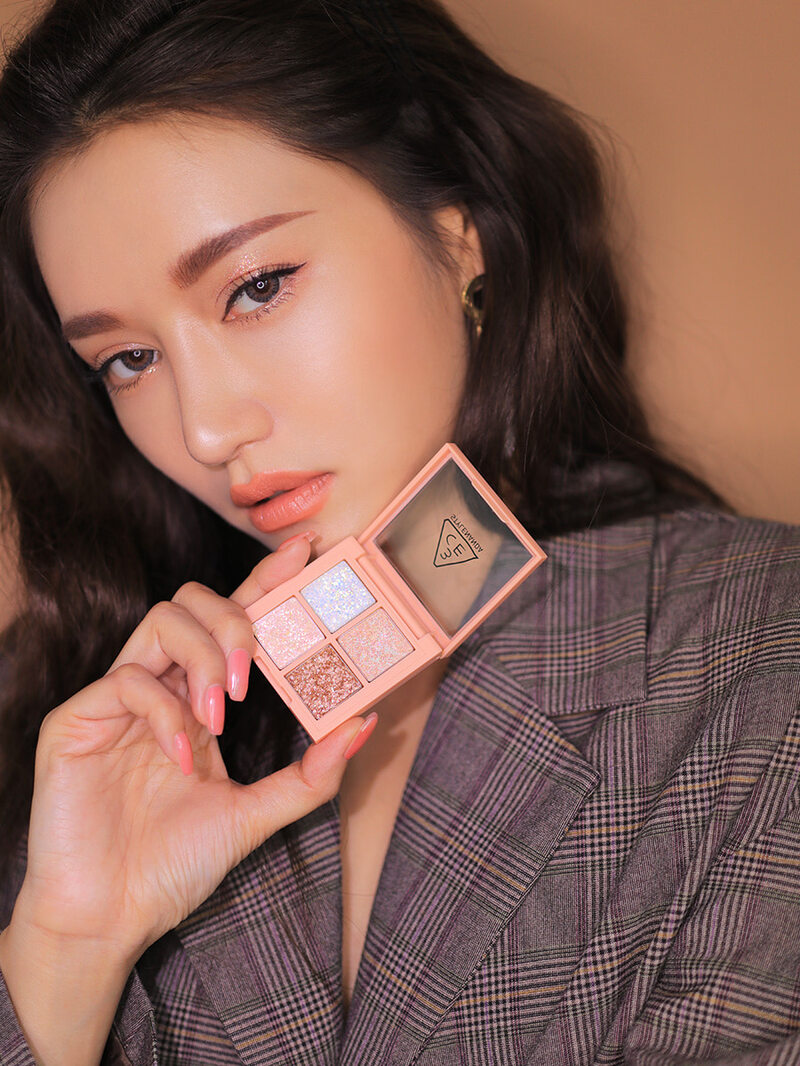 Phấn Mắt 3CE Mini Multi Eye Color Palette 01 Diamond Glint 4 Ô 3.2g