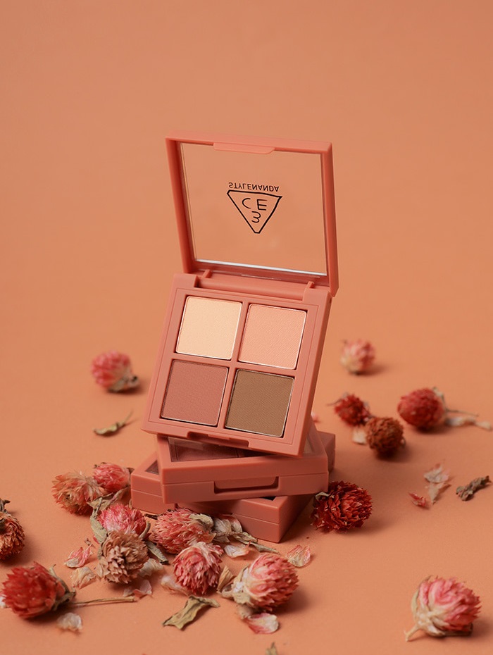 Phấn Mắt 3CE Mini Multi Eye Color Palette 04 Rose Latte 4 Ô 3.2g