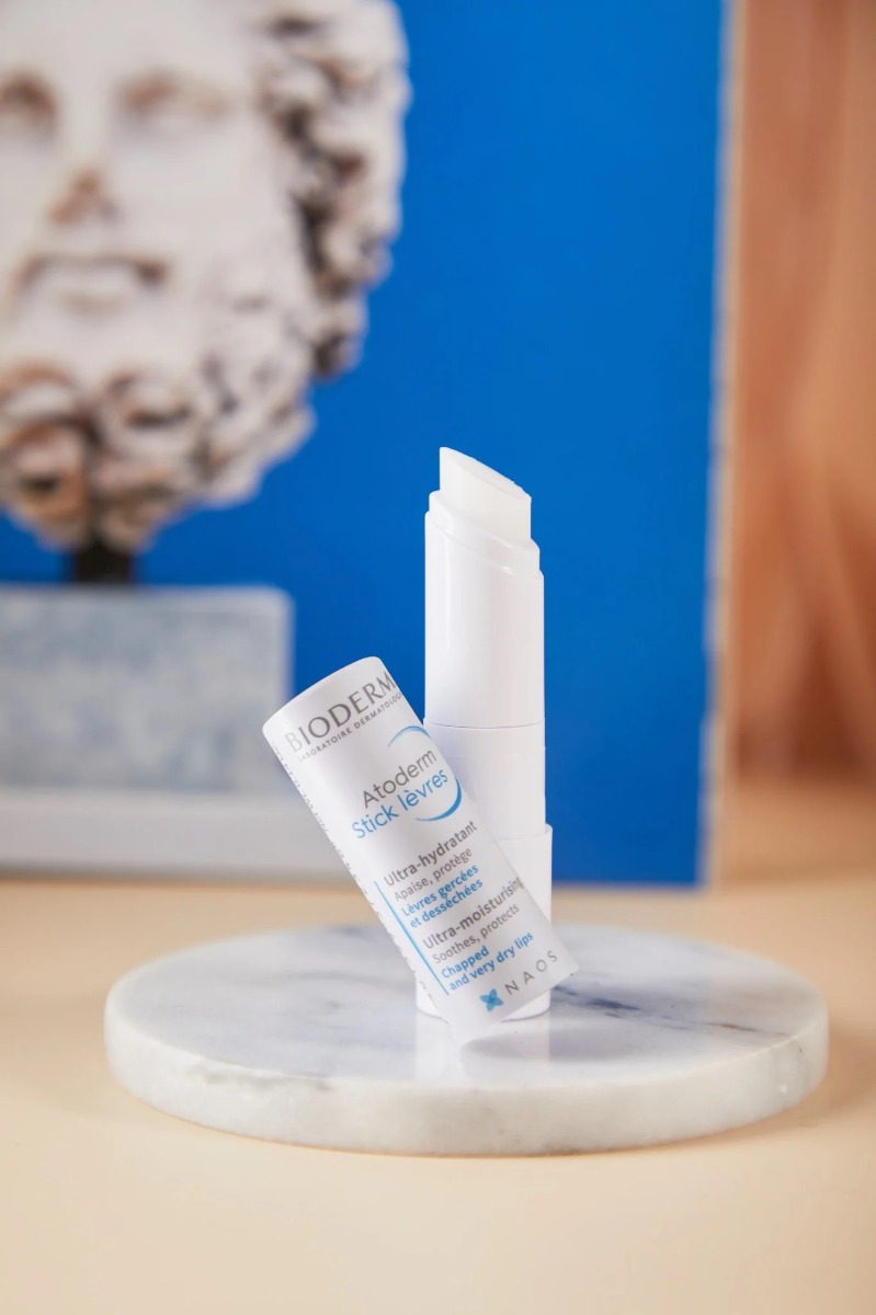 Son Dưỡng Bioderma Atoderm Stick Levres Làm Dịu Môi Khô, Nứt Nẻ 4g (Mẫu mới)