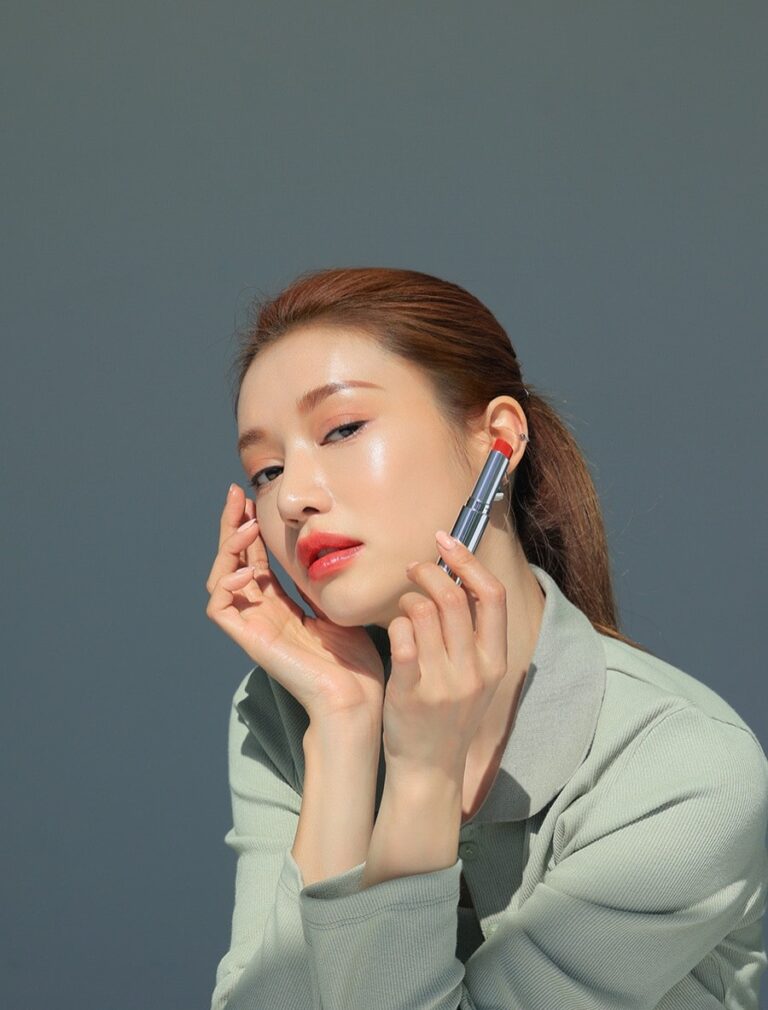 Son Dưỡng 3CE Glow Lip Color Stand Off 3g