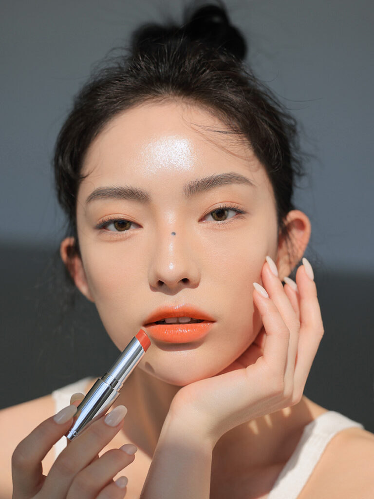 Son Dưỡng 3CE Glow Lip Color High Roller 3g
