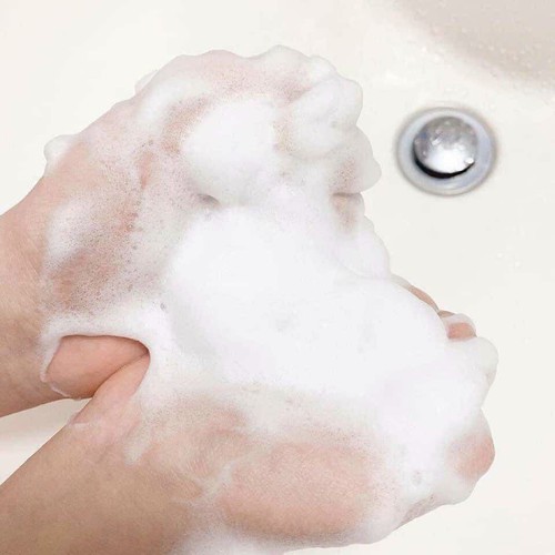 Sữa Tắm Hatomugi Dưỡng Ẩm Sâu Và Làm Sáng Da 600ml