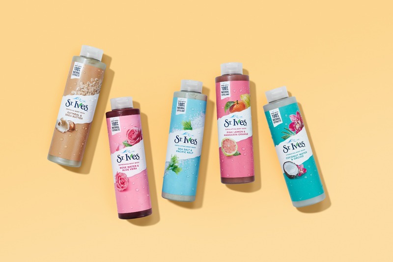 Sữa Tắm St.Ives Tẩy Da Chết Chiết Xuất Yến Mạch & Bơ Hạt Mỡ Dưỡng Ẩm Da 650ml