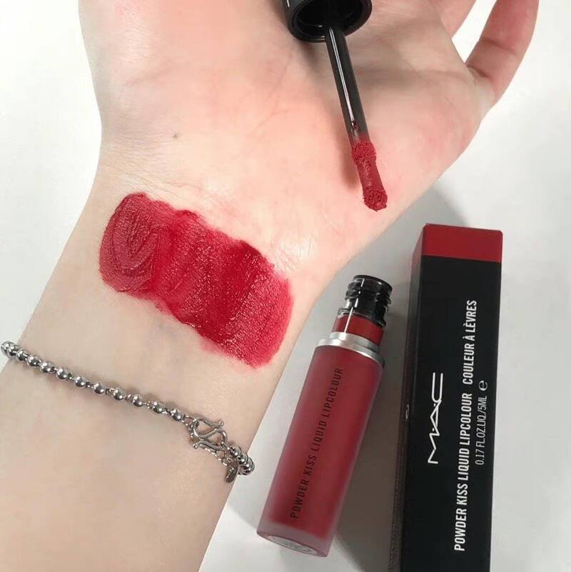 Son Kem MAC Powder Kiss Liquid Lipcolour 975 Ruby Boo 5ml