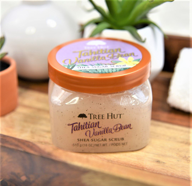 Tẩy Tế Bào Chết Body Tree Hut Shea Sugar Scrub Vanilla Bean 510g