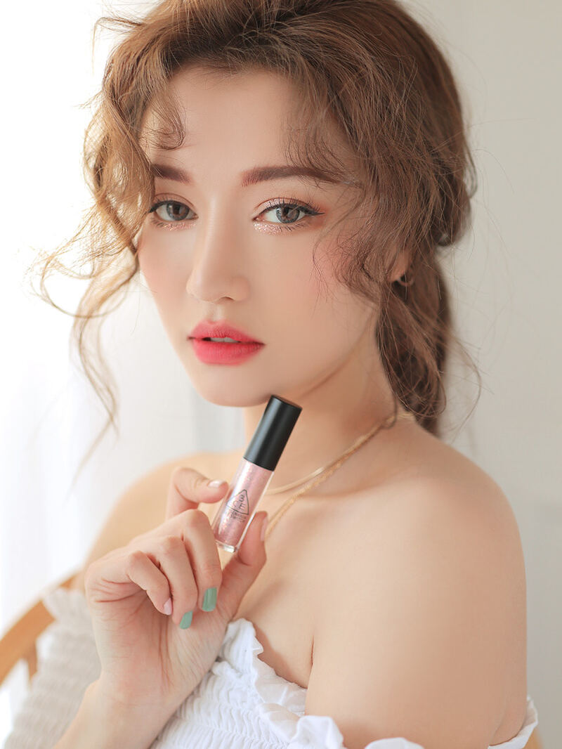 Nhũ Mắt 3CE Eye Switch Lấp Lánh #Petal 4.3g