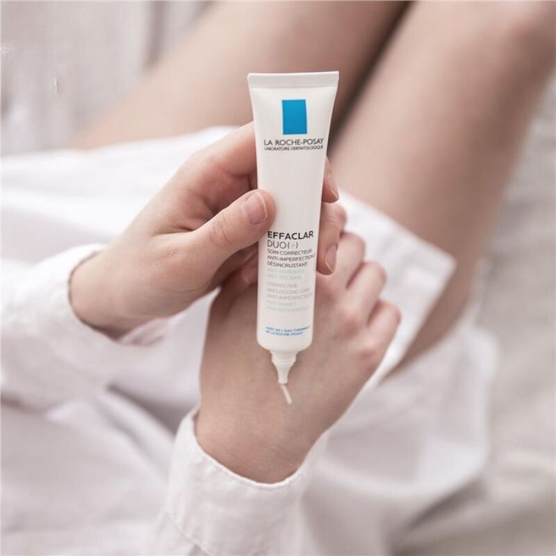 Bộ Sản Phẩm La Roche-Posay Giảm Mụn Trong 12H