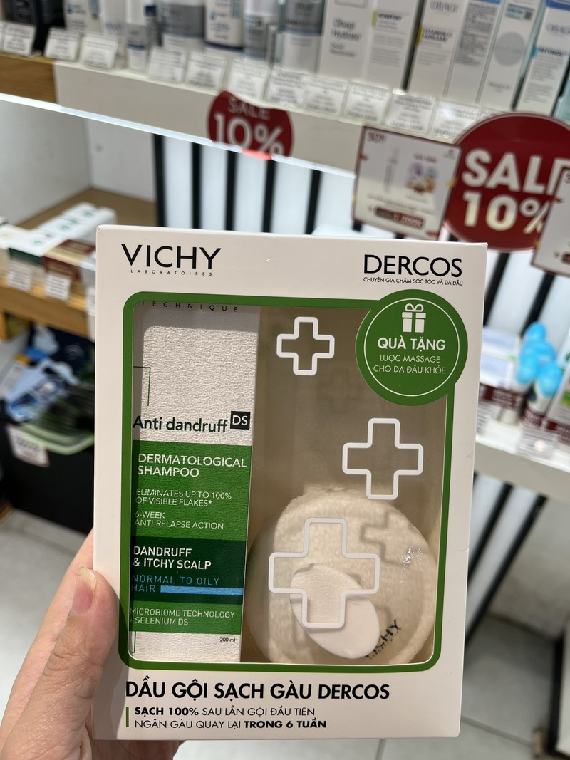 Combo Vichy Dầu Gội Giảm Gàu Cho Da Đầu Dầu & Lược Massage 2 Món