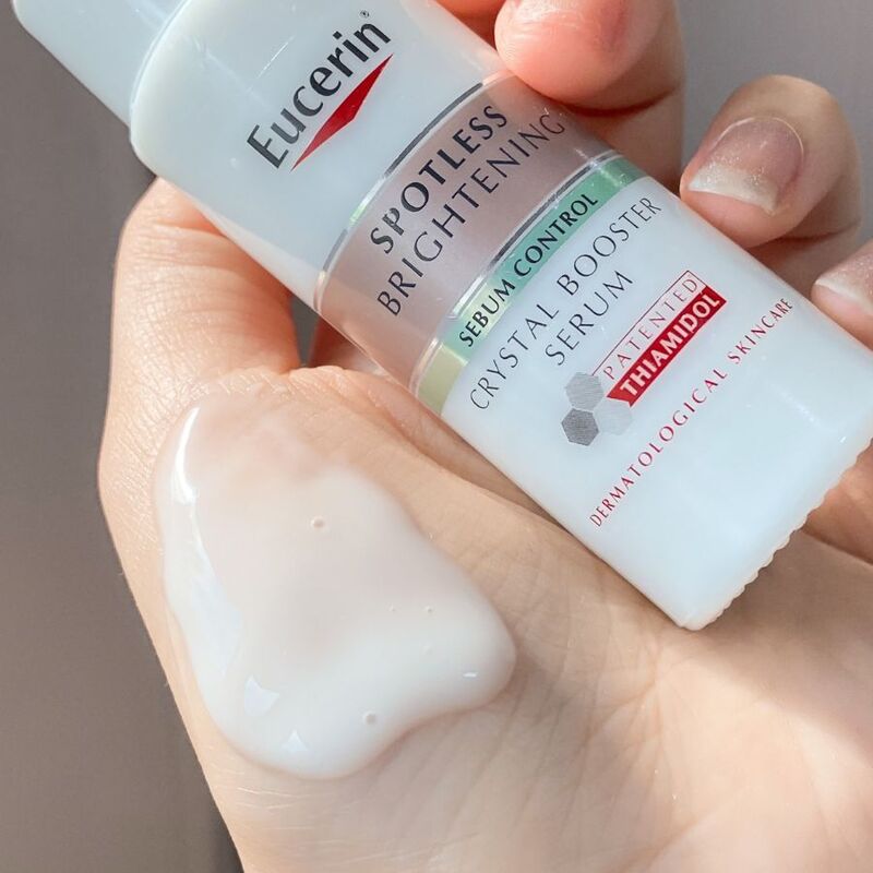 Serum Eucerin Spotless Brightening Crystal Booster Serum Giảm Thâm Nám Cho Da Nhờn 30ml 