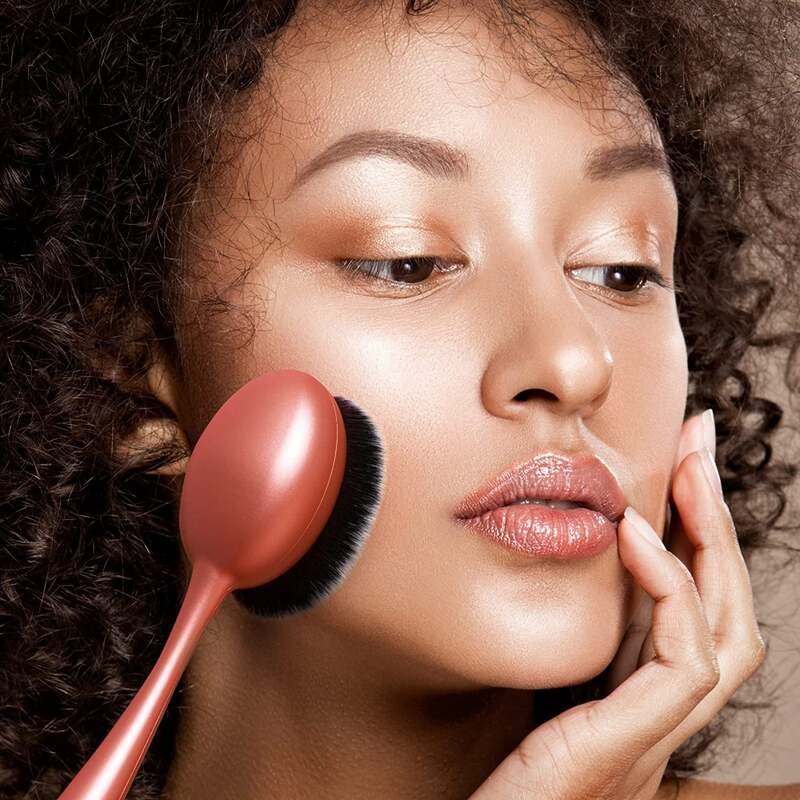 Cọ Trang Điểm Real Techniques Blend And Blur Foundation Makeup Brush Tán Kem Nền