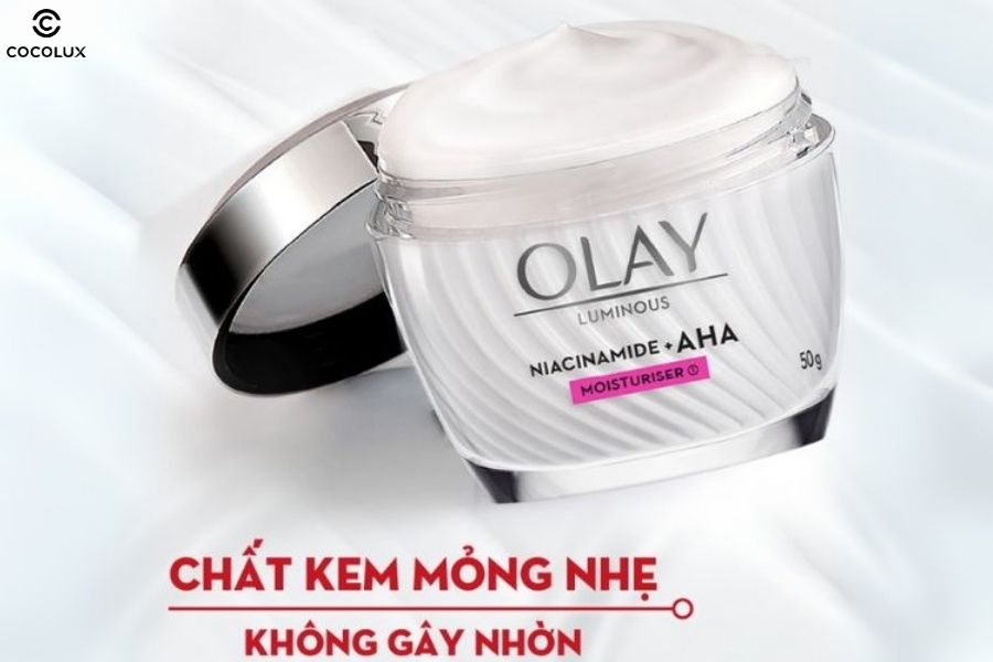 Kết cấu của kem dưỡng ẩm Olay Luminous Niacinamide AHA