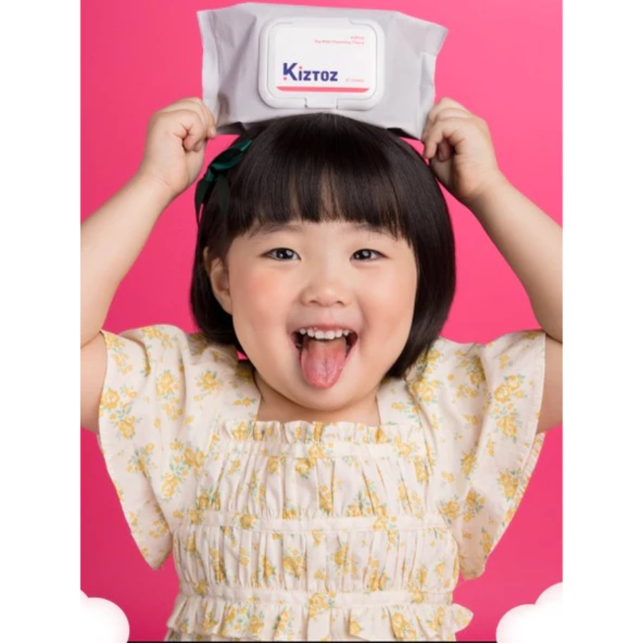 Khăn Giấy Ướt Tẩy Trang Làm Sạch Chống Nắng Kiztoz 30 Miếng