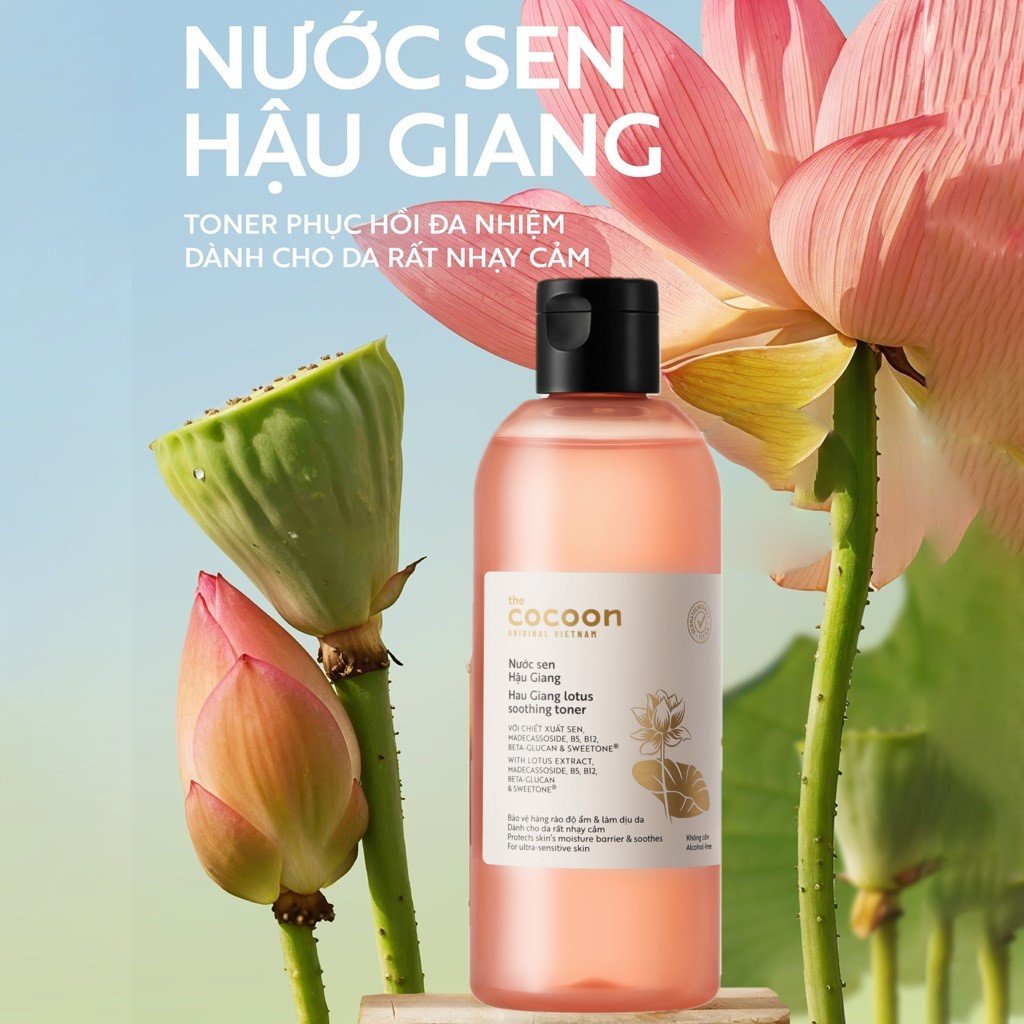 Nước Hoa Hồng Cocoon Sen Hậu Giang Phục Hồi Da 310ml